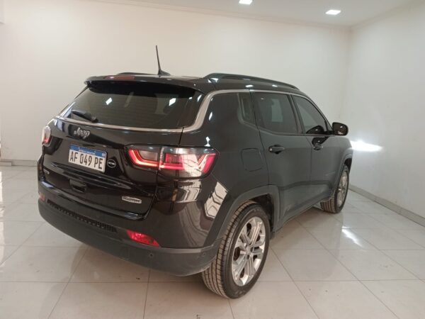 JEEP COMPASS 5P LONGITUDE 1.3T AT6 4X2 2021 - Imagen 2