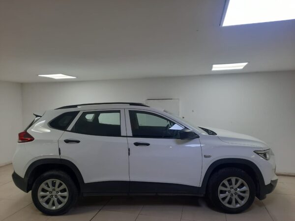 CHEVROLET TRACKER 1,2T MT 4X2 2022 - Imagen 4