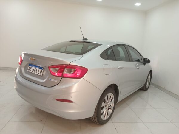 CHEVROLET CRUZE 4P 1,4 T LT MT 2017 - Imagen 3