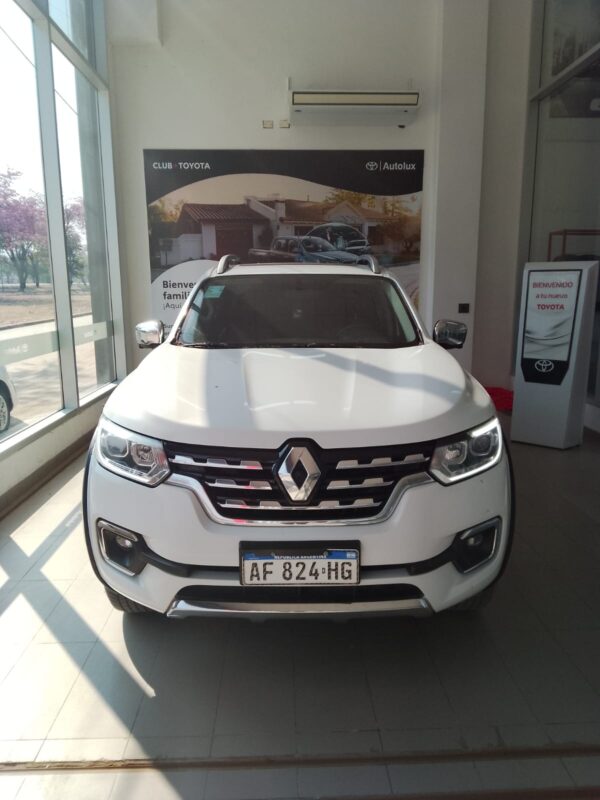 RENAULT ALASKAN 2.3 TDI OUTSIDER 4x4 AT - Imagen 5