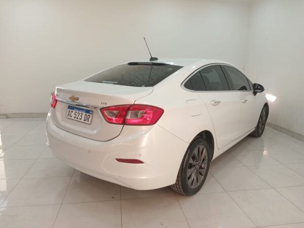 CHEVROLET CRUZE 4P 1,8 LTZ - Imagen 4