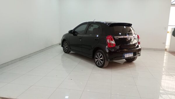 TOYOTA ETIOS 5P 1,5 PLATINUM 4AT 2017 - Imagen 5