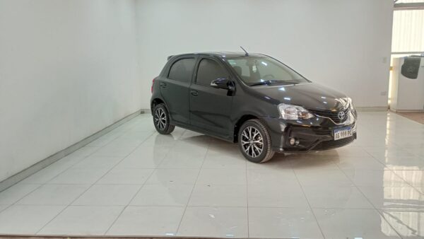 TOYOTA ETIOS 5P 1,5 PLATINUM 4AT 2017 - Imagen 6