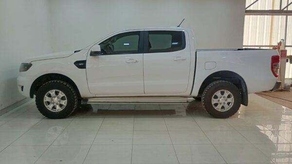 FORD RANGER PICK - UP D/C 3,2 TDCi XLS 4X4 6MT 2020 - Imagen 8