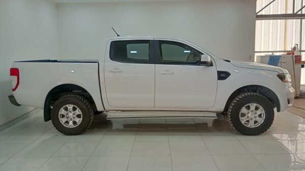 FORD RANGER PICK - UP D/C 3,2 TDCi XLS 4X4 6MT 2020 - Imagen 11