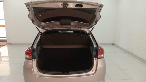 TOYOTA YARIS 5P 1,5 XLS PACK CVT - Imagen 13