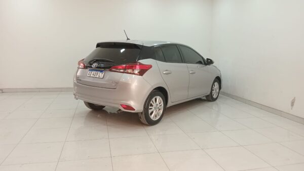 TOYOTA YARIS 5P 1,5 XLS PACK CVT - Imagen 7