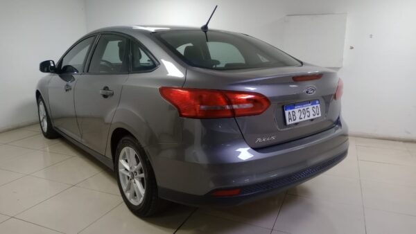 FORD FOCUS KINETIC DESIGN ATTRACTION 4P 1,6 S 2016 - Imagen 7