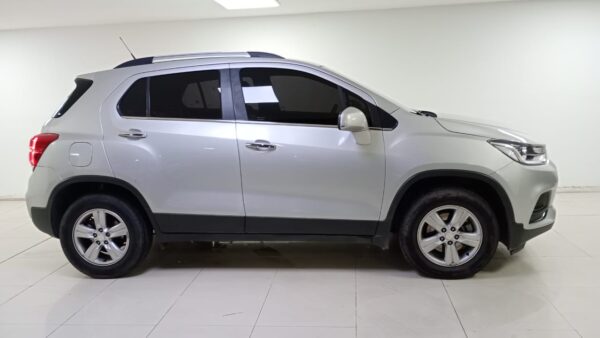 CHEVROLET TRACKER 5P 1.8 LTZ  +AWD - Imagen 4