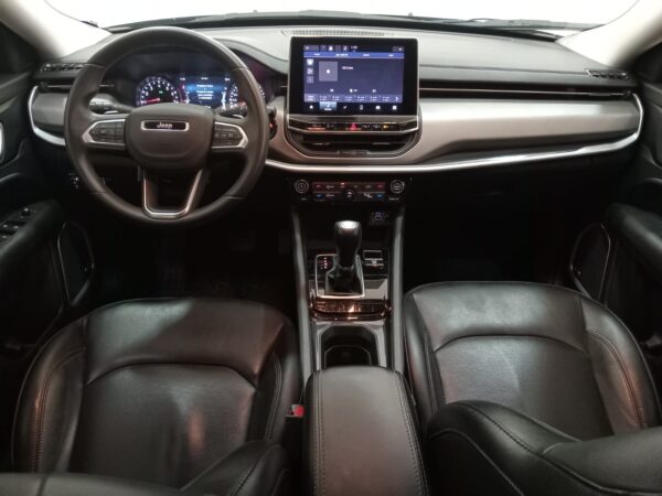JEEP COMPASS 5P LONGITUDE 1.3T AT6 4X2 - Imagen 5