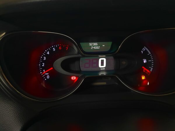 RENAULT CAPTUR 5P 2,0 INTENS - Imagen 9