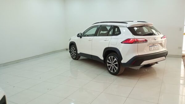 TOYOTA COROLLA CROSS 5P SEG CVT 2,0 - Imagen 3