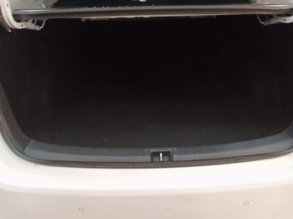 TOYOTA COROLLA 4P HV 1,8 SEG CVT 2020 - Imagen 11