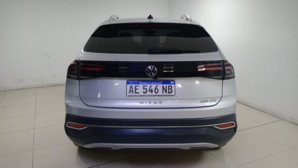 Volkswagen Nivus 200 TCI HIGHLINE AT - Imagen 12