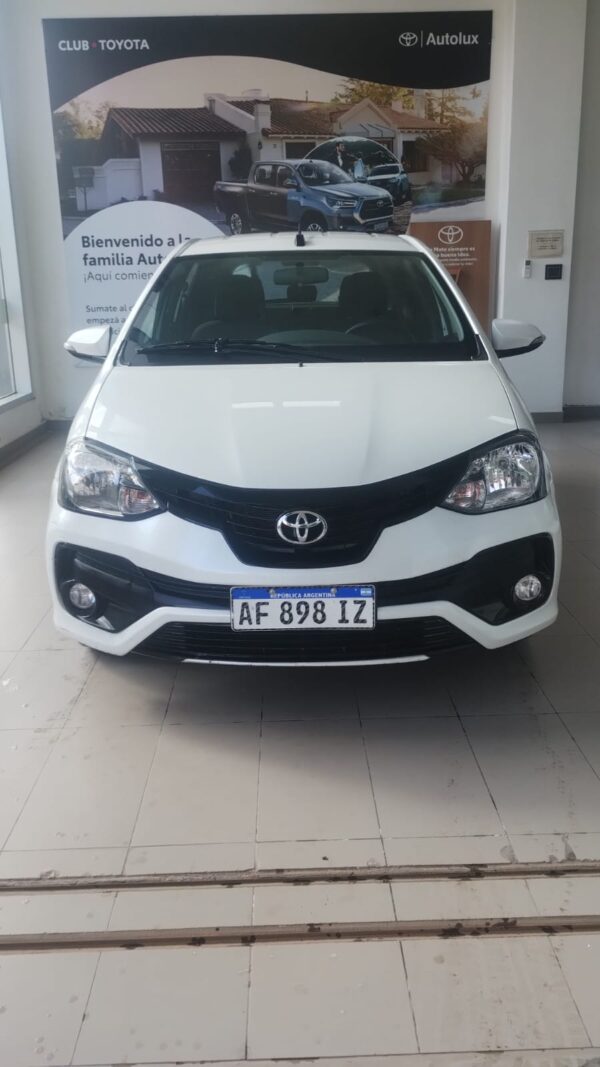 TOYOTA ETIOS 5P 1.5 XLS PACK 4 A/T - Imagen 5