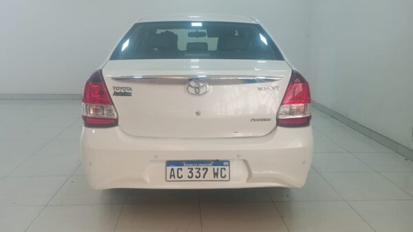 TOYOTA ETIOS 4P 1,5 PLATINUM 4AT 2018 - Imagen 10