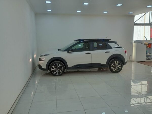 CITROEN C 4 CACTUS 5P 1,6 THP 165 SHINE EAT6 - Imagen 11
