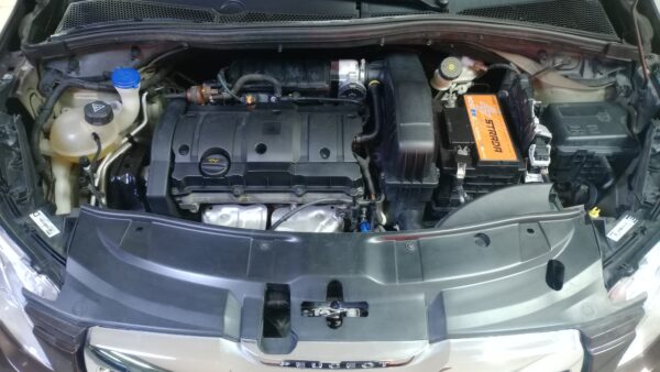 PEUGEOT 2008 5P 1,6 ALLURE TIPT - Imagen 7