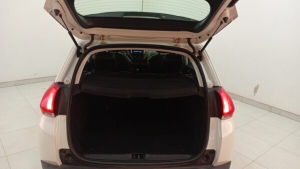PEUGEOT 2008 5P 1,6 FELINE 2018 - Imagen 9