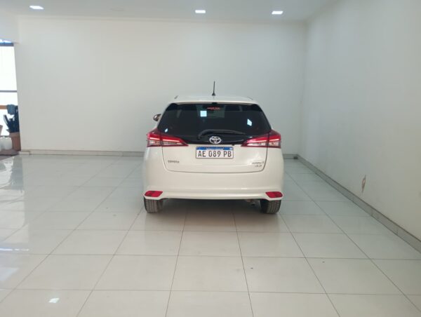 TOYOTA YARIS 5P 1,5 XLS 6MT 2020 - Imagen 5