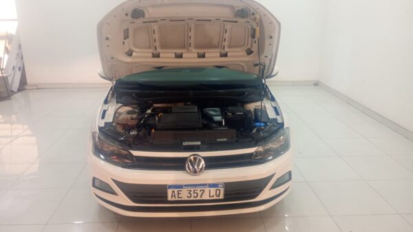 VOLKSWAGEN POLO 5P 1,6 MSI TRENDLINE AT - Imagen 4
