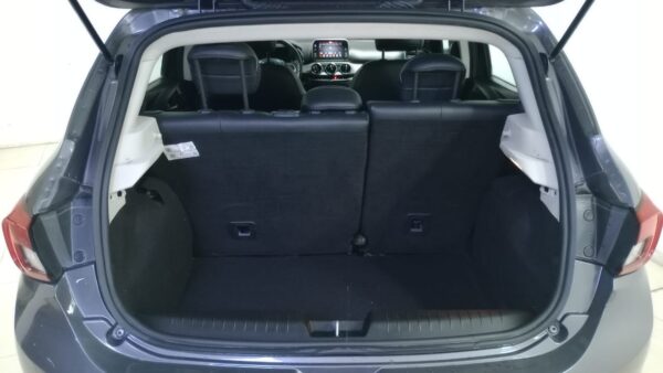 FIAT ARGO 5P 1,8 PRECISION - Imagen 10