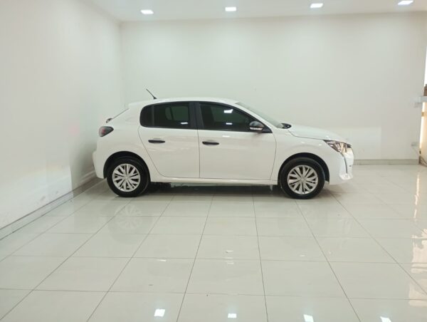 PEUGEOT 208 208 5P 1,2L  LIKE AM23 MT - Imagen 3