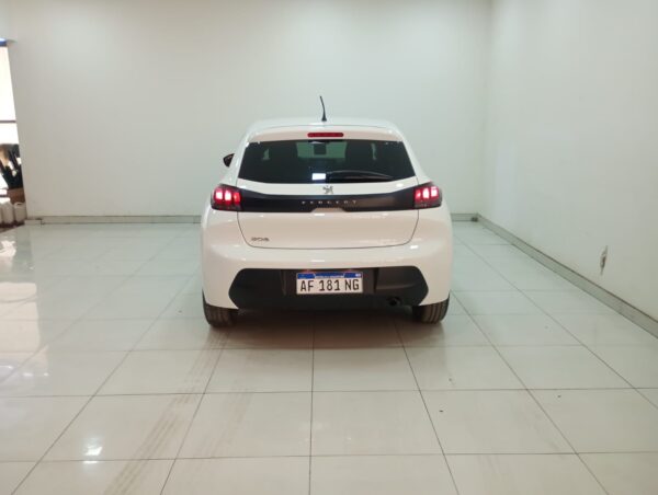 PEUGEOT 208 208 5P 1,2L  LIKE AM23 MT - Imagen 9