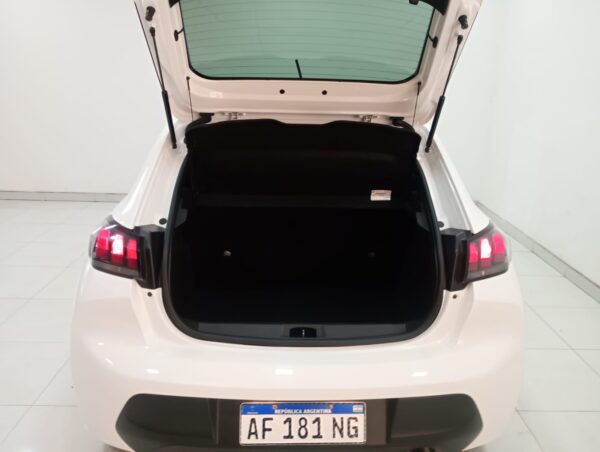 PEUGEOT 208 208 5P 1,2L  LIKE AM23 MT - Imagen 10