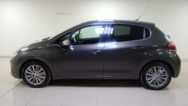 PEUGEOT 208 5P 1,6 HDi ALLURE PLUS - Imagen 12