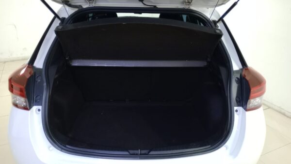 TOYOTA YARIS 5P 1,5 XLS 6MT - Imagen 3