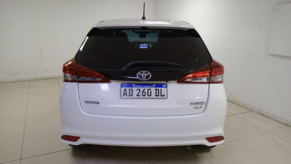 TOYOTA YARIS 5P 1,5 XLS 6MT - Imagen 4