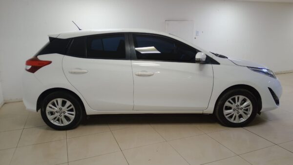 TOYOTA YARIS 5P 1,5 XLS 6MT - Imagen 10