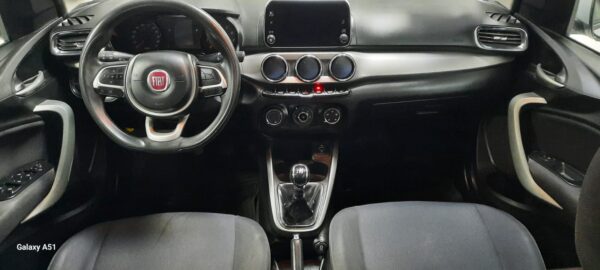 FIAT ARGO 5P 1,8 PRECISION - Imagen 9