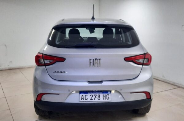 FIAT ARGO 5P 1,8 PRECISION - Imagen 6