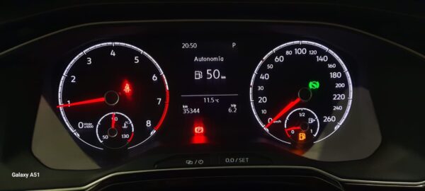 VOLKSWAGEN NIVUS 5P COMFORTLINE 200 TSI AT - Imagen 11
