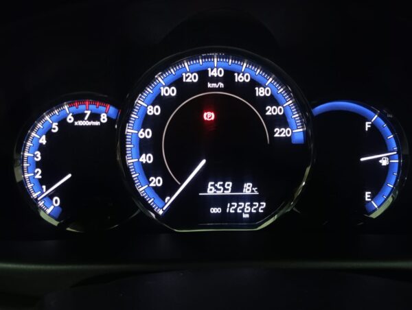 TOYOTA YARIS 4P 1,5 XS 6MT - Imagen 11