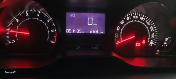 PEUGEOT 2008 5P 1,6 ALLURE - Imagen 2