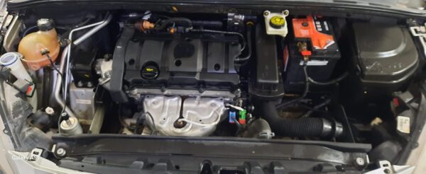 PEUGEOT 308 5P 1,6 ACTIVE - Imagen 8
