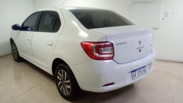 RENAULT LOGAN 4P 1,6 16V INTENS - Imagen 6