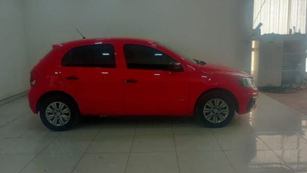 VOLKSWAGEN GOL TRENO 5P 1,6 TRENDLINE 2017 - Imagen 4