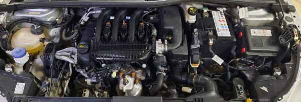 PEUGEOT 208 1.2 LIKE - Imagen 7