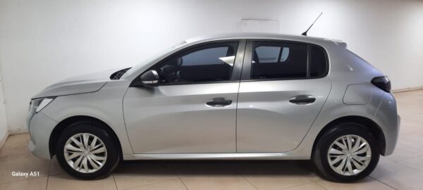 PEUGEOT 208 1.2 LIKE - Imagen 11
