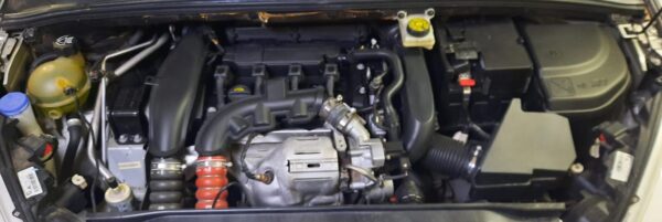 PEUGEOT 408 4P 1,6 THP ALLURE PLUS - Imagen 5