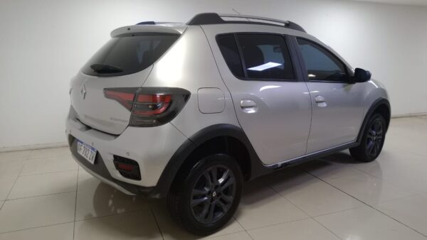 RENAULT SANDERO STEPWAY 5P INTENS 1.6 - Imagen 4