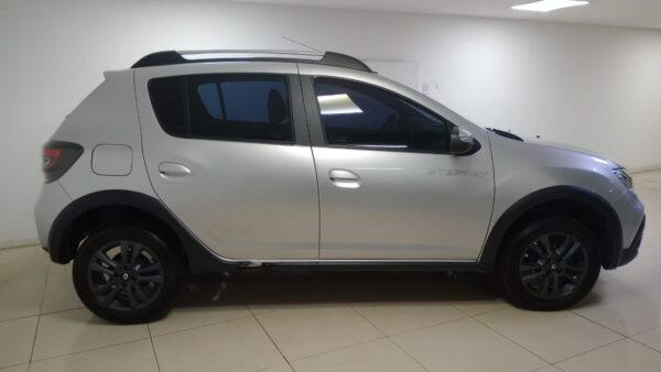 RENAULT SANDERO STEPWAY 5P INTENS 1.6 - Imagen 5
