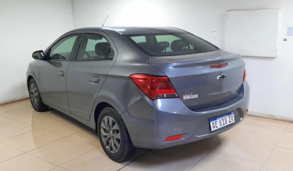 CHEVROLET ONIX 5P 1,4 lOY BLACK EDITION - Imagen 7
