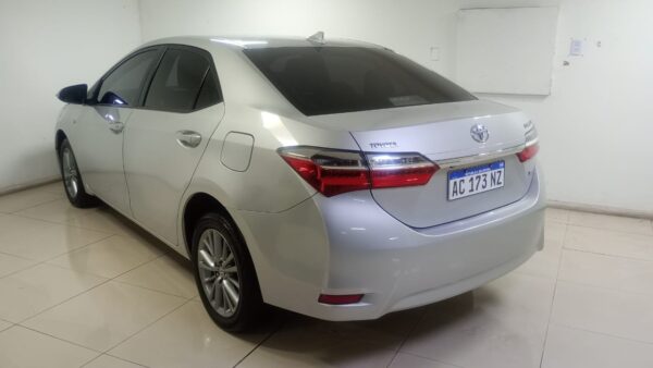 TOYOTA COROLLA 4P 1,8 XEI MT PACK 2017 - Imagen 10