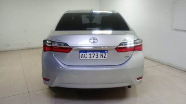 TOYOTA COROLLA 4P 1,8 XEI MT PACK 2017 - Imagen 12