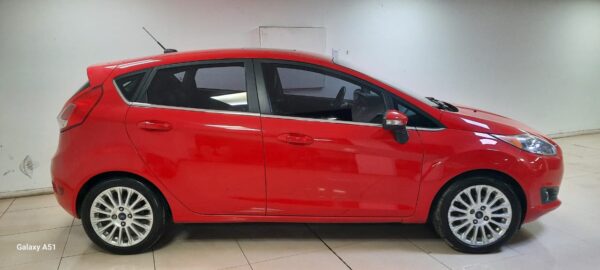 FORD FIESTA KINETIC OESIGN ATTRACTION 5P 1,6 TITANIUM POWERSHIFT 2013 - Imagen 5